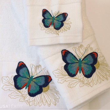 Ensemble linge de toilette brodé BORBOLETA AZUL