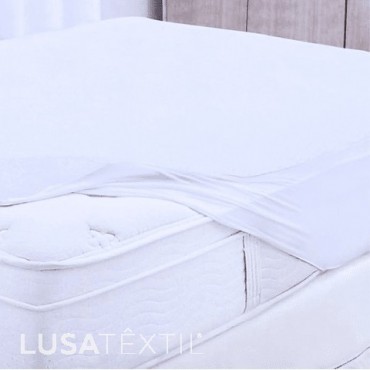 Mattress protector mesh